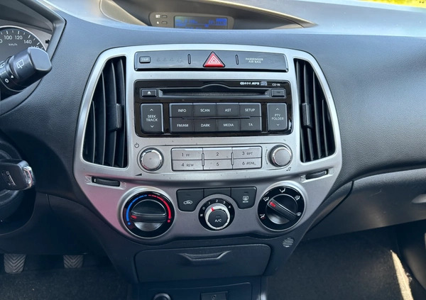 Hyundai i20 cena 24999 przebieg: 115000, rok produkcji 2014 z Świebodzin małe 232